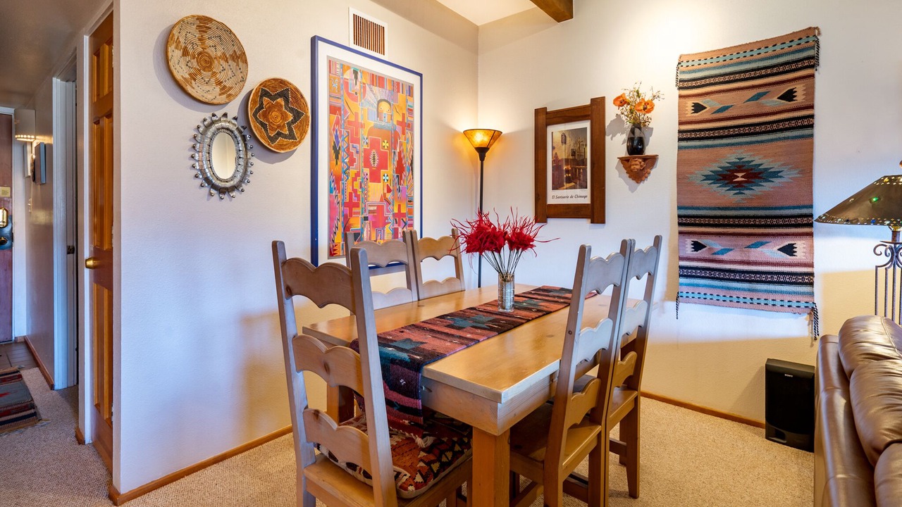 Photo of Livingroom in Santa Fe