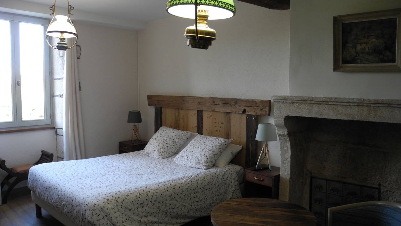Photo of Bedroom in Saint-Romain
