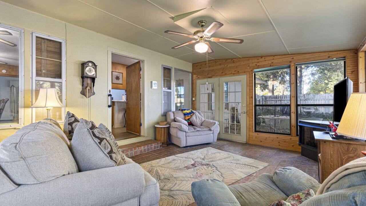 Photo of Livingroom in Marfa