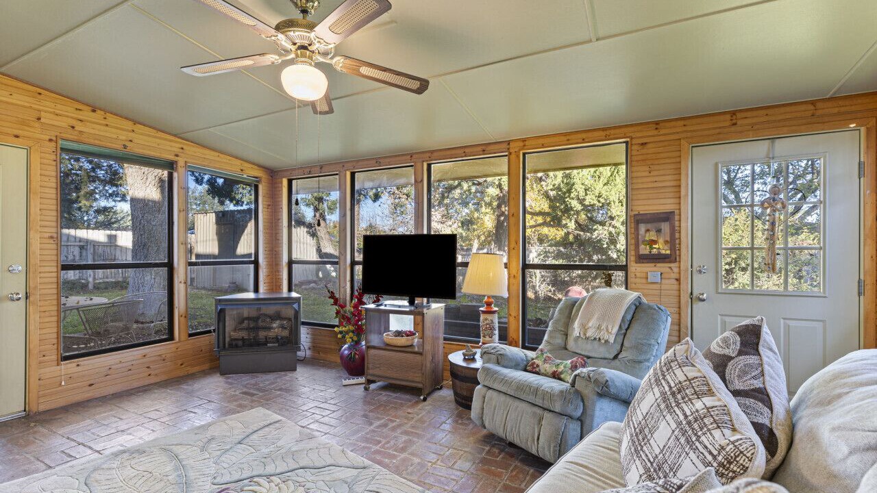 Photo of Livingroom in Marfa