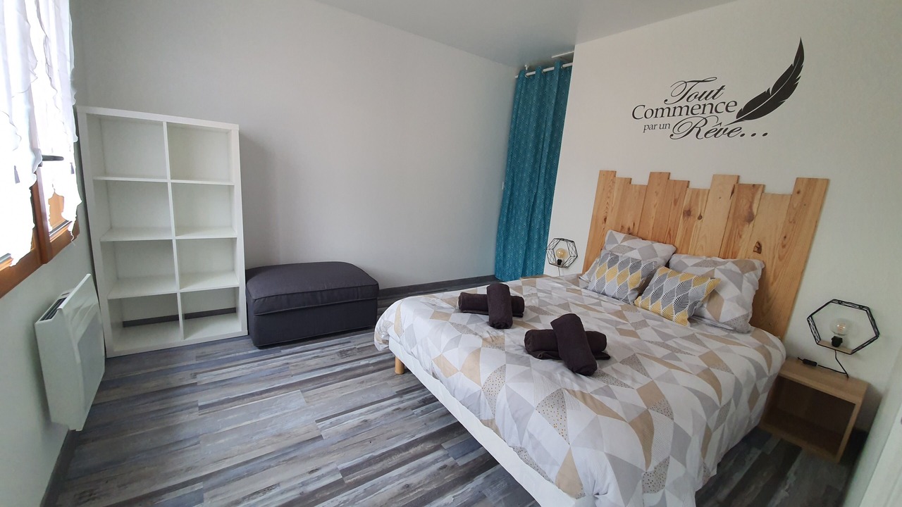 Photo of Bedroom in Meusnes