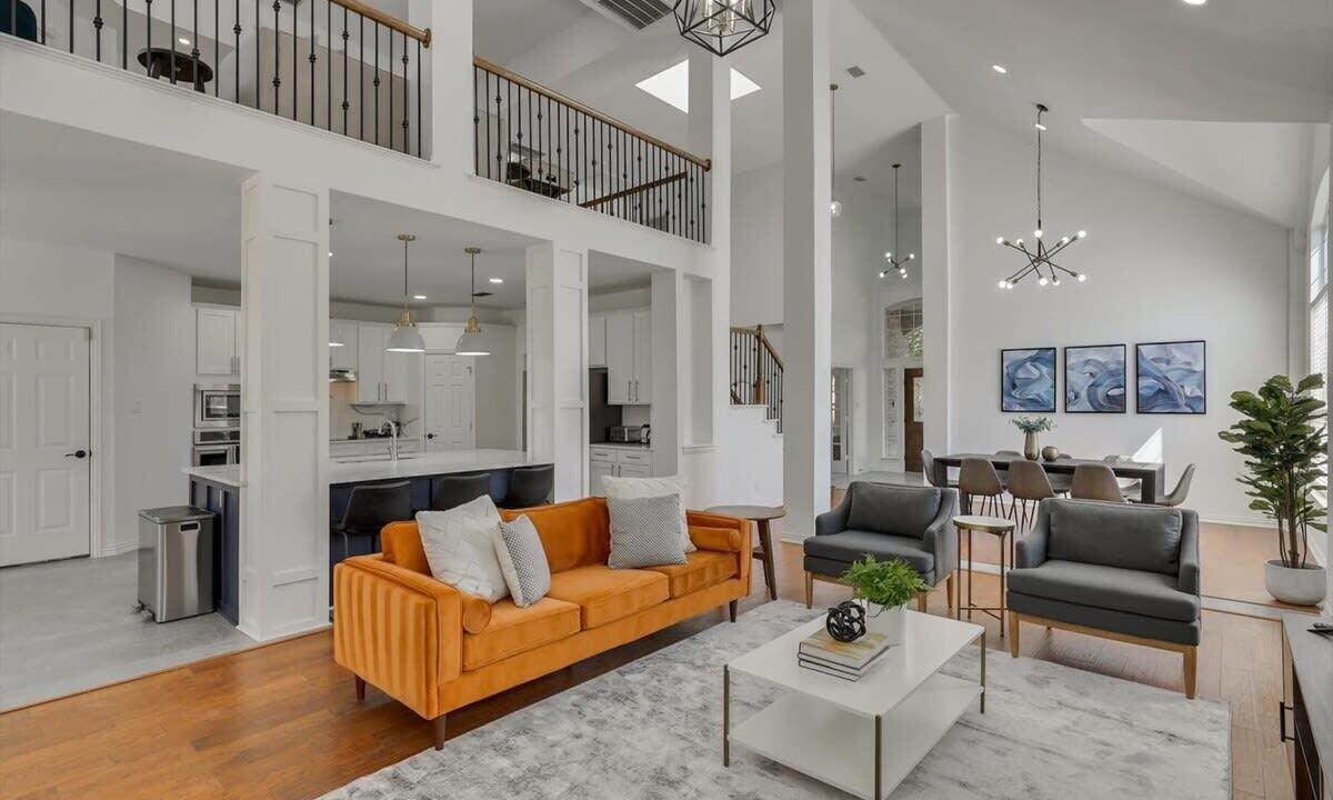 Photo of Livingroom in Rowlett