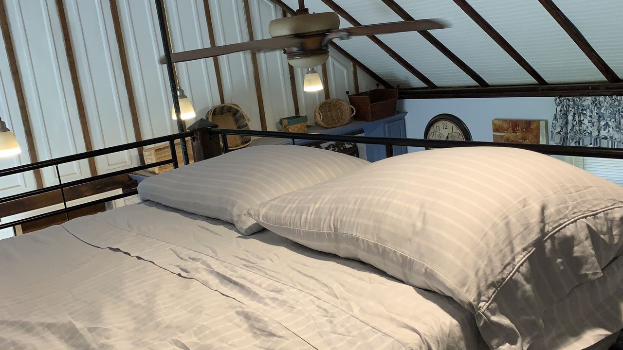 Photo of Bedroom in Oakford