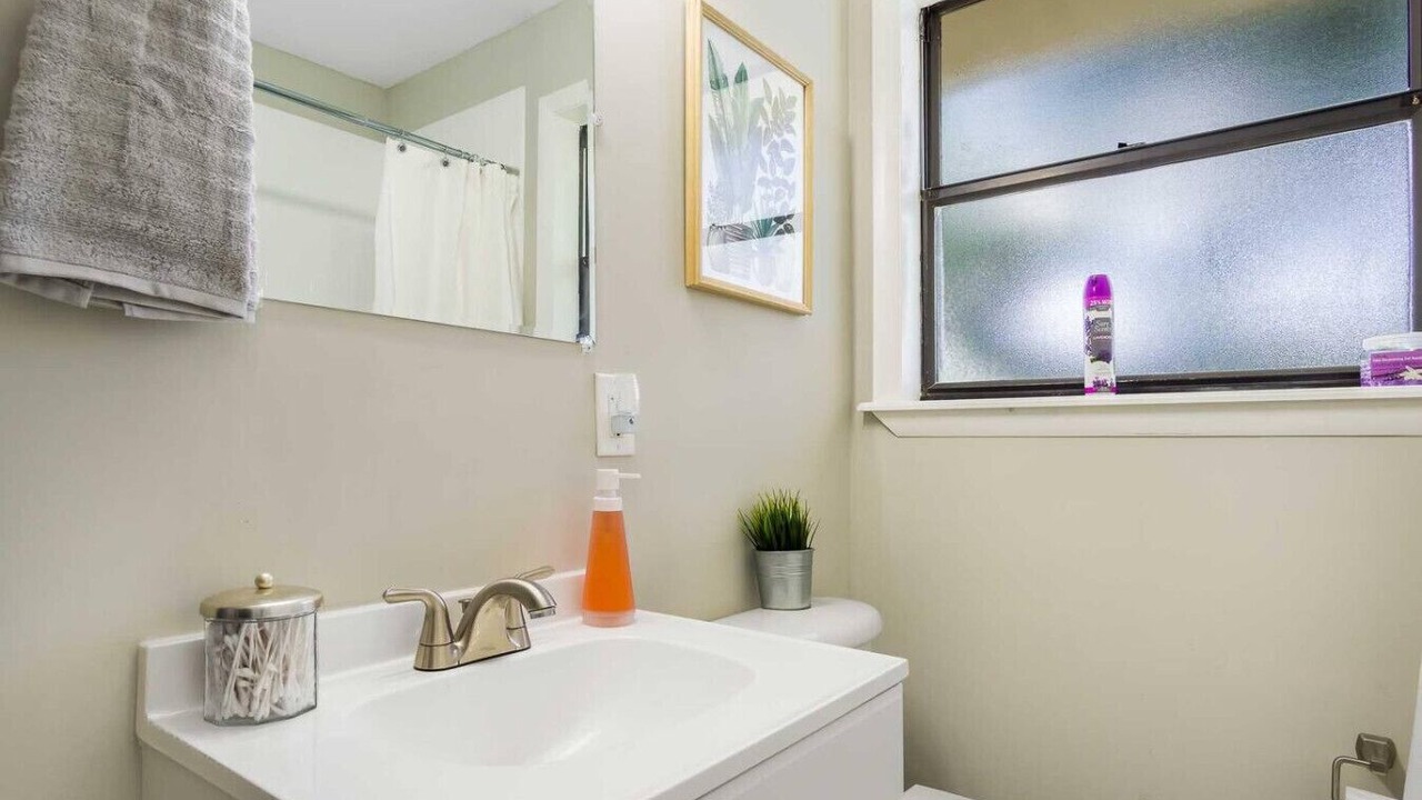 Photo of Bathroom in Arlington