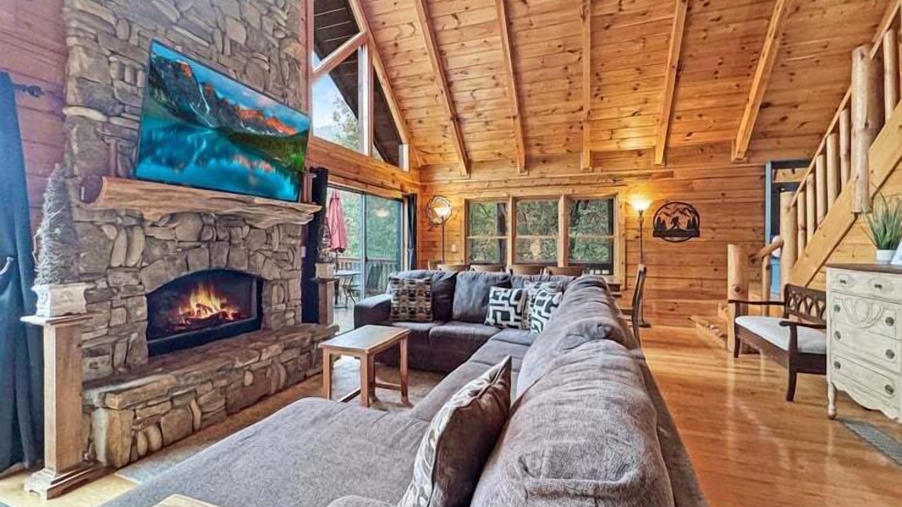 Photo of Livingroom in Necowa Cove