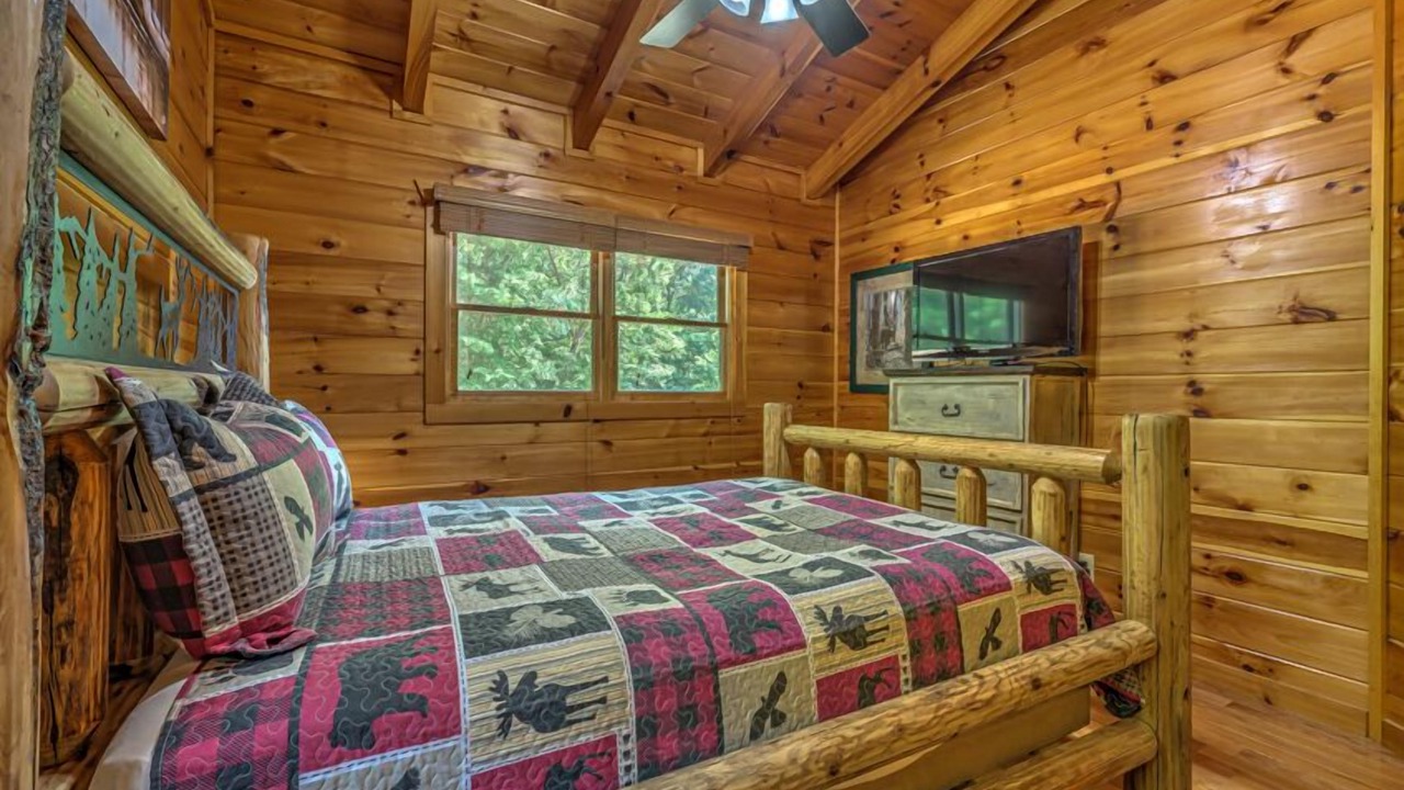 Photo of Bedroom in Necowa Cove