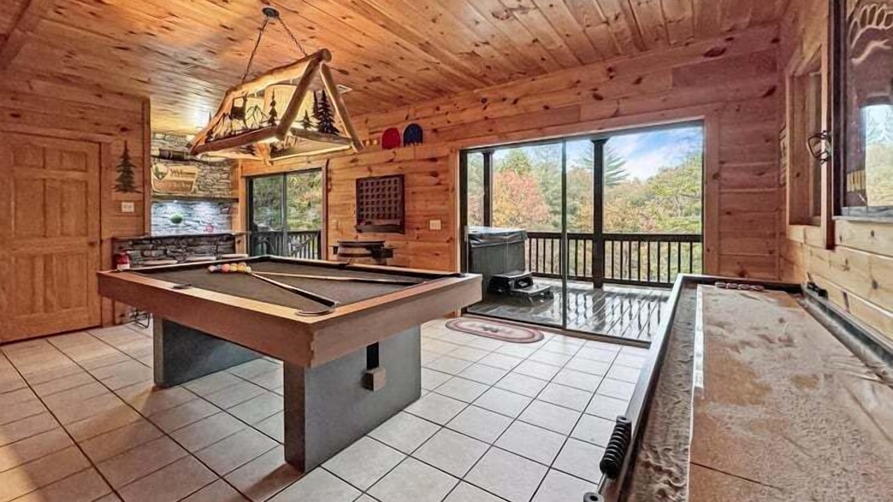 Photo of Bedroom in Necowa Cove
