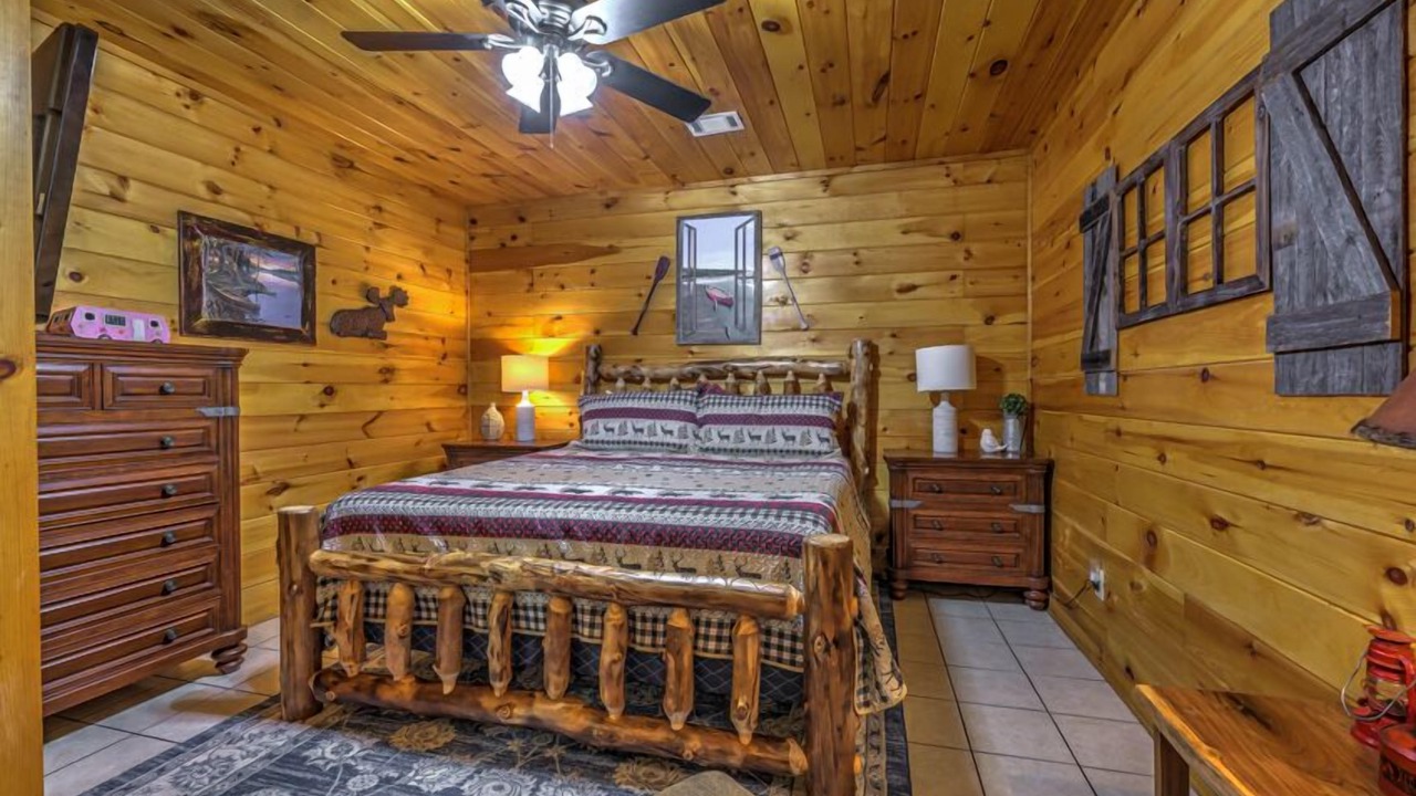 Photo of Bedroom in Necowa Cove