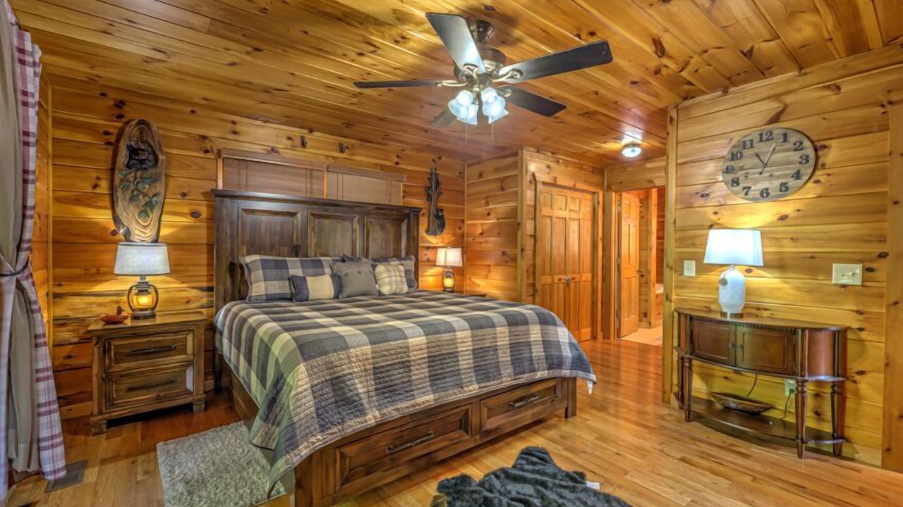Photo of Bedroom in Necowa Cove