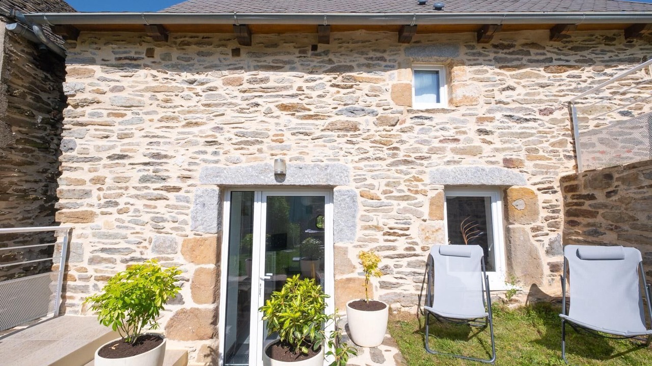 Photo of Patio Balcony in Les Hermaux