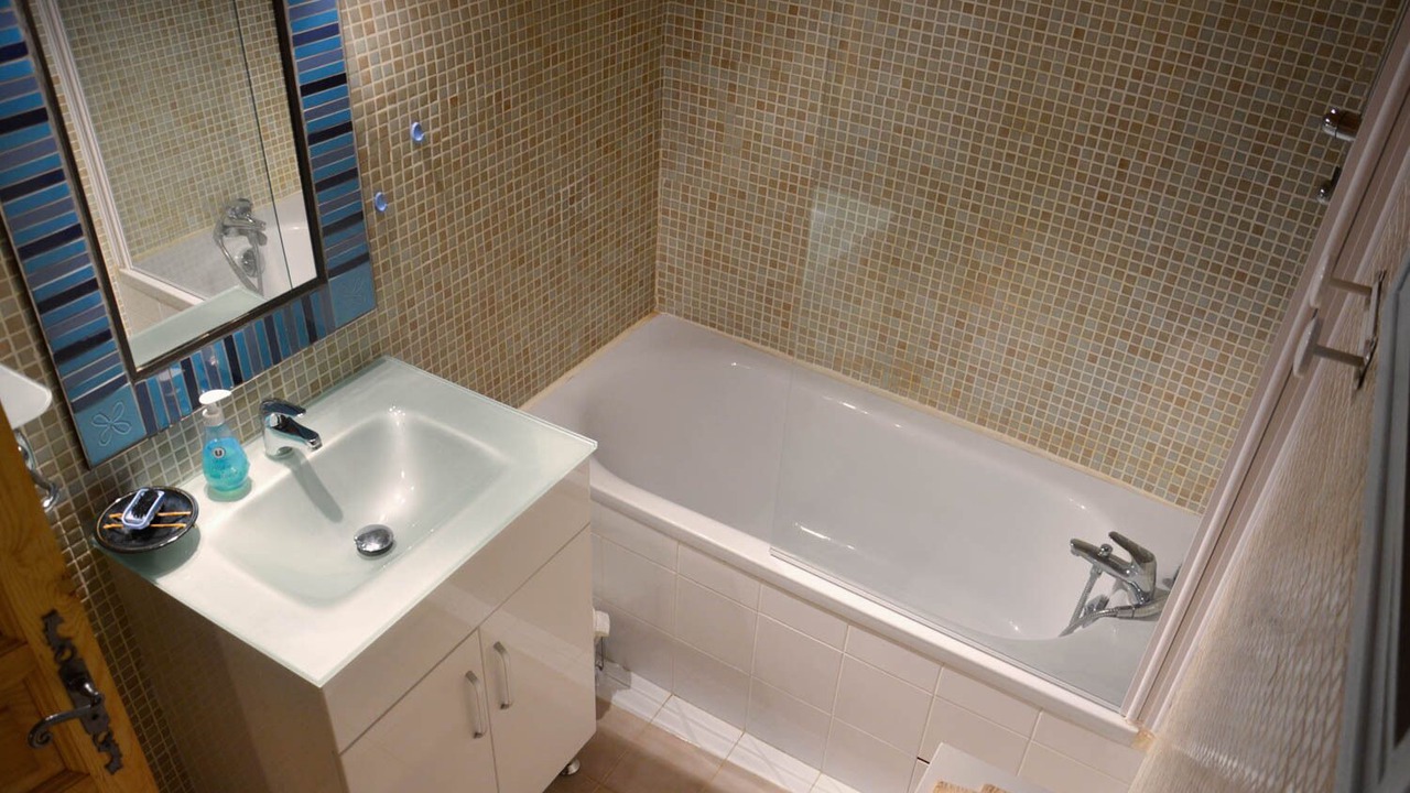 Photo of Bathroom in Gorges du Tarn Causses