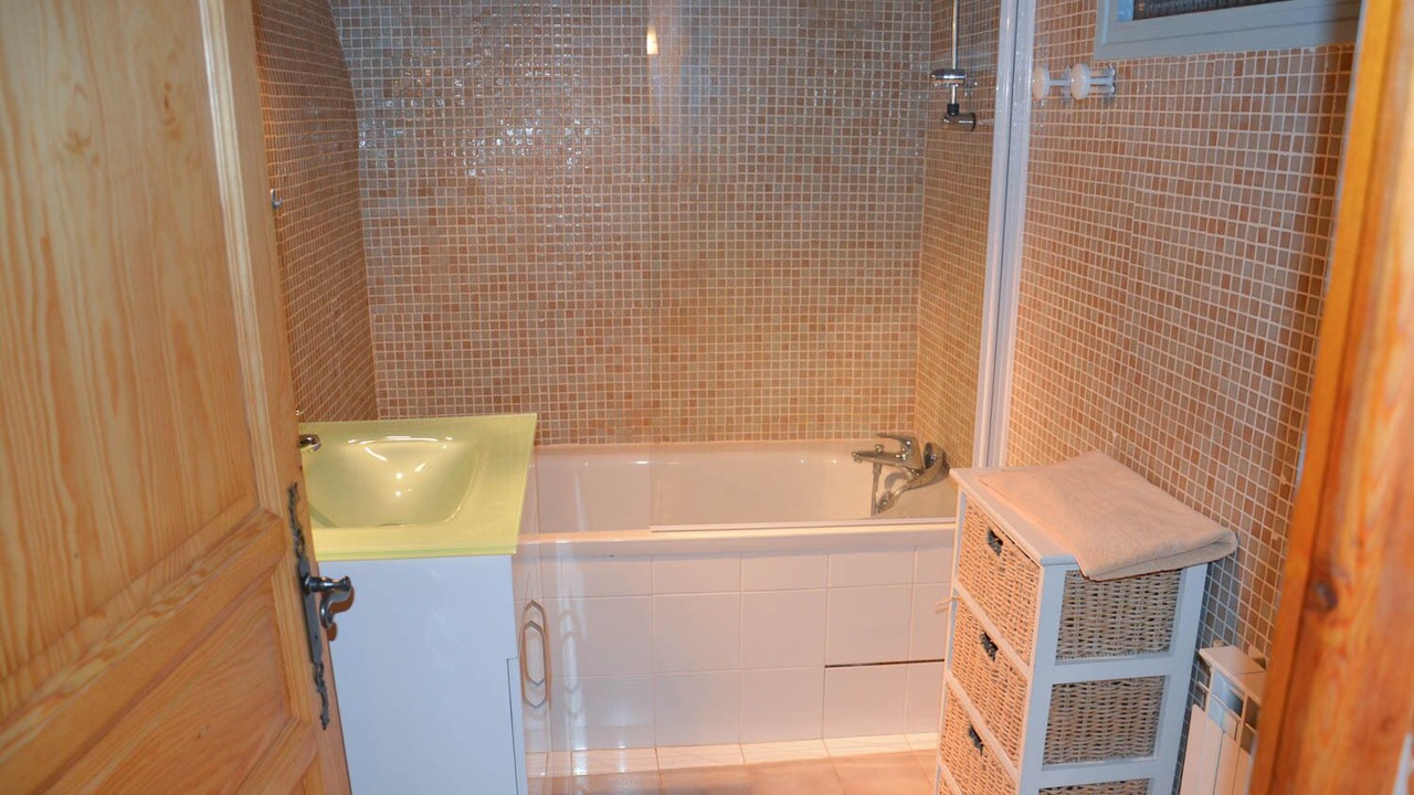 Photo of Bathroom in Gorges du Tarn Causses