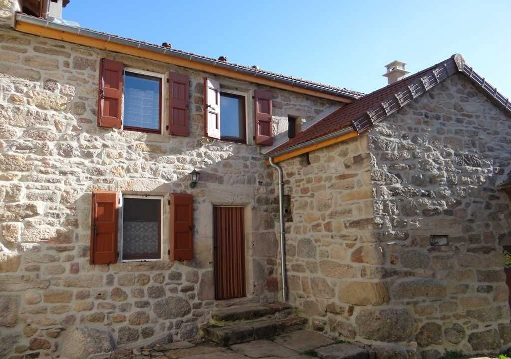 Photo of Outdoor in Pied-de-Borne