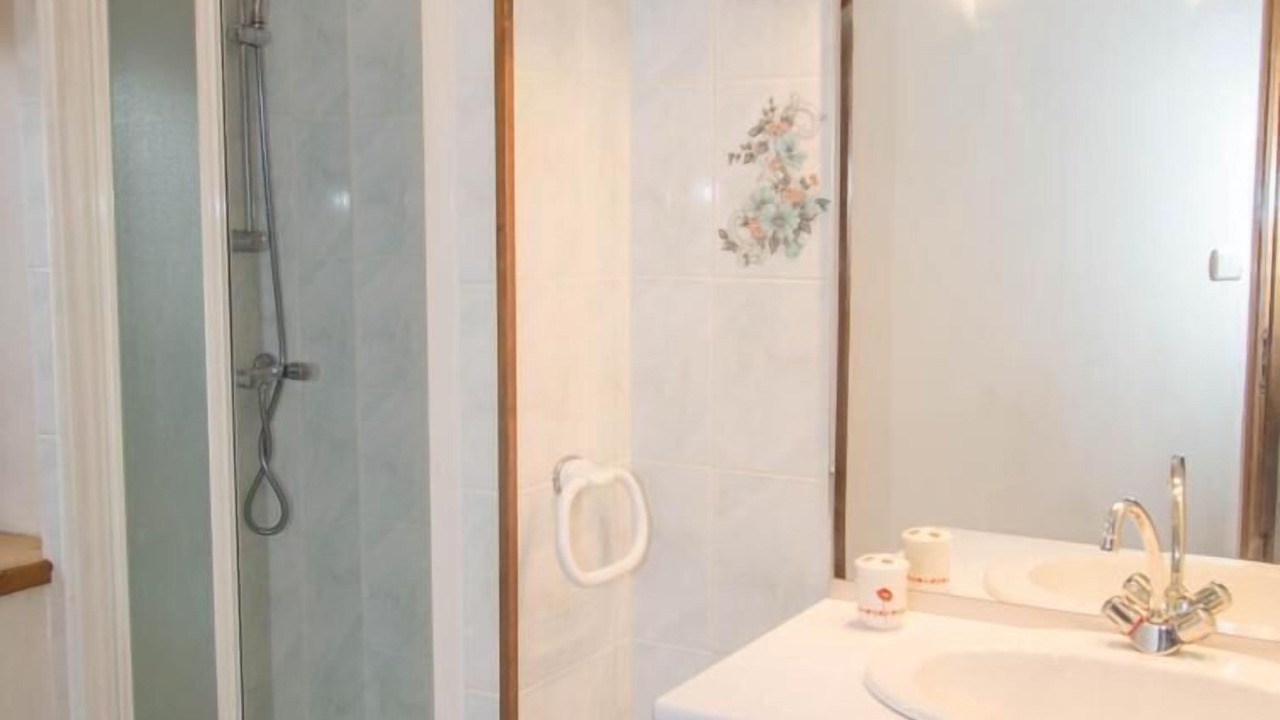 Photo of Bathroom in Pied-de-Borne