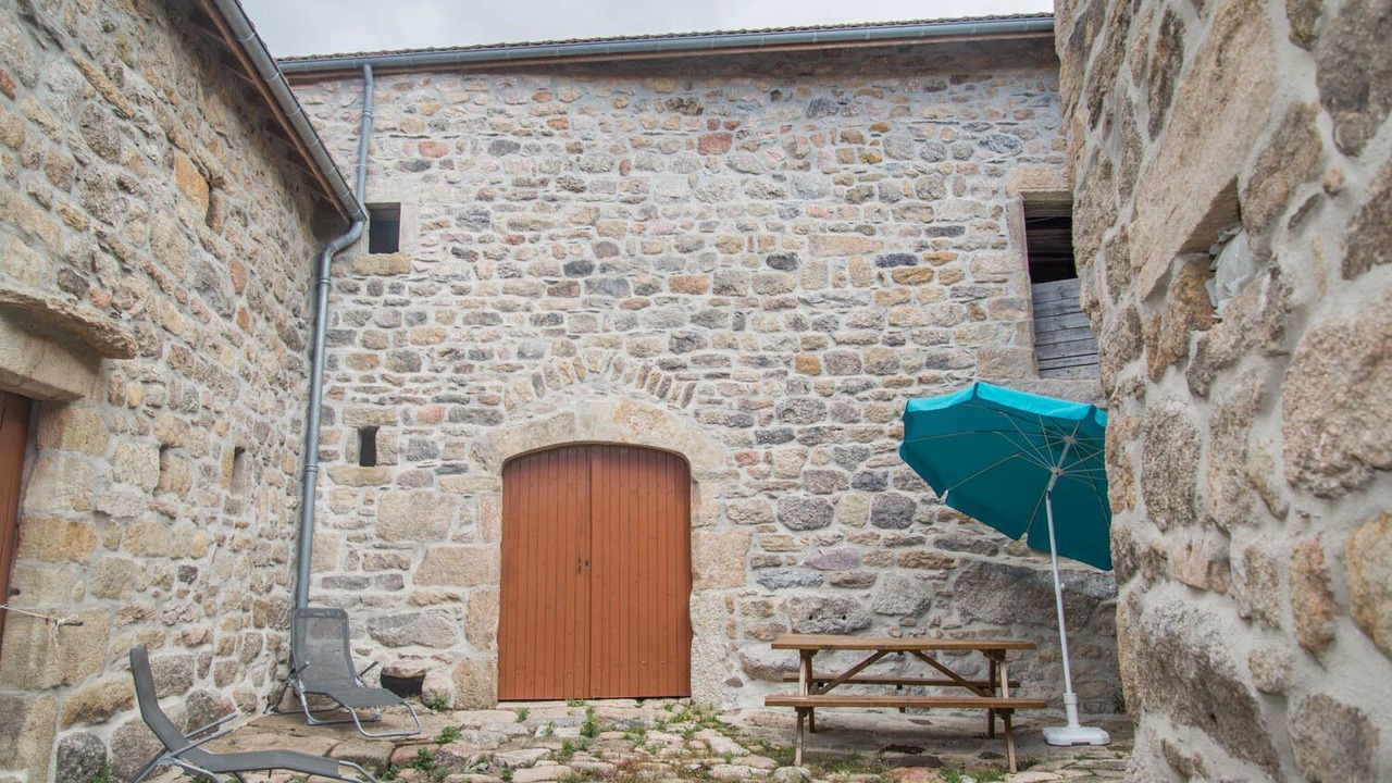 Photo of Outdoor in Pied-de-Borne