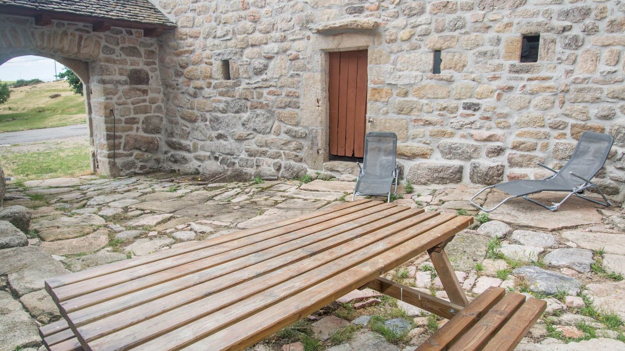 Photo of Patio Balcony in Pied-de-Borne