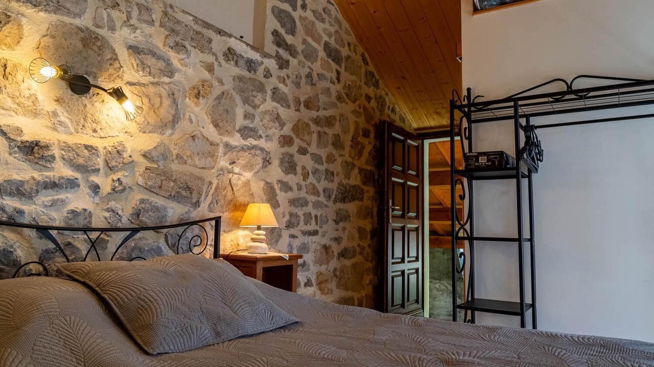 Photo of Bedroom in Saint-Pierre-des-Tripiers