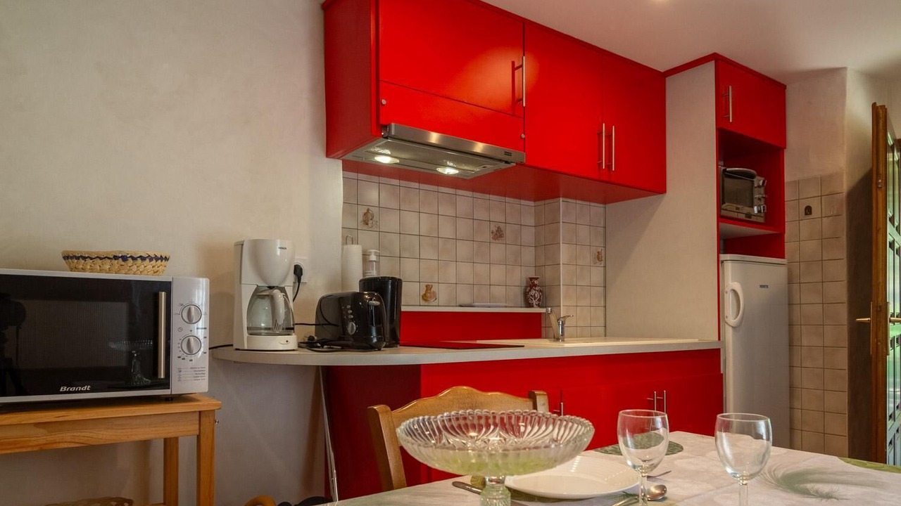Photo of Kitchen in Saint-Pierre-des-Tripiers