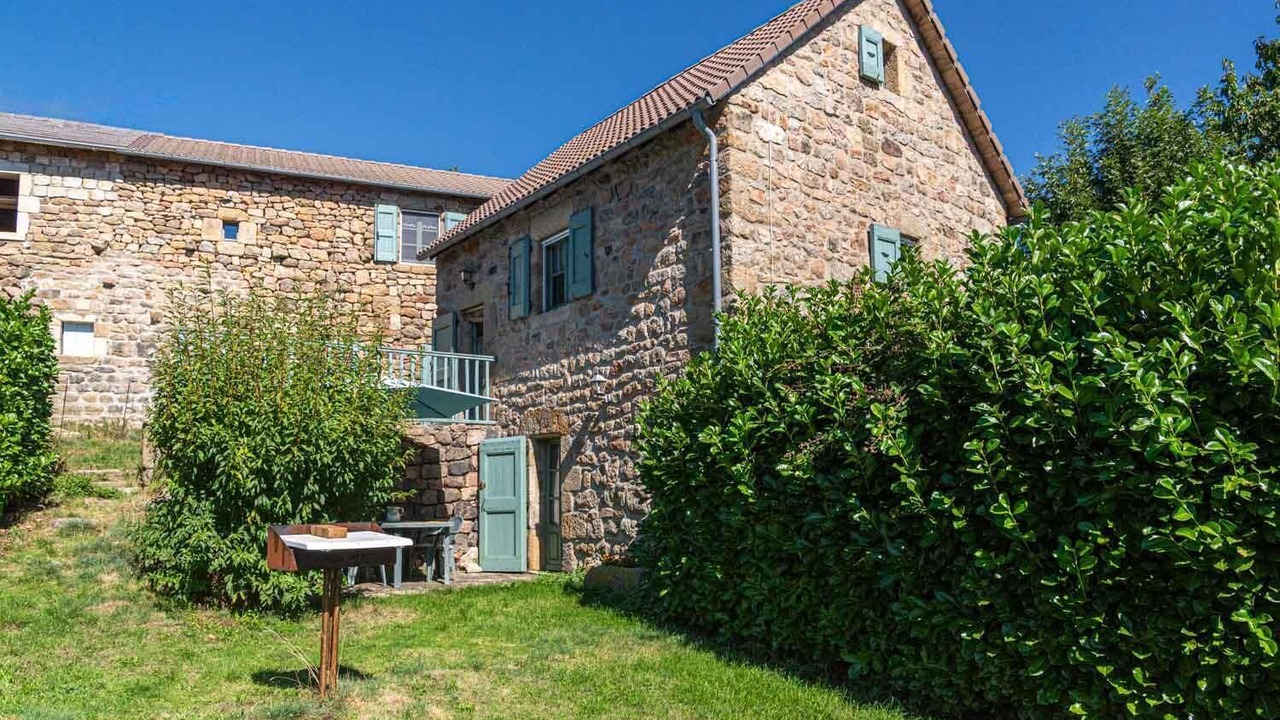 Photo of Outdoor in Pied-de-Borne