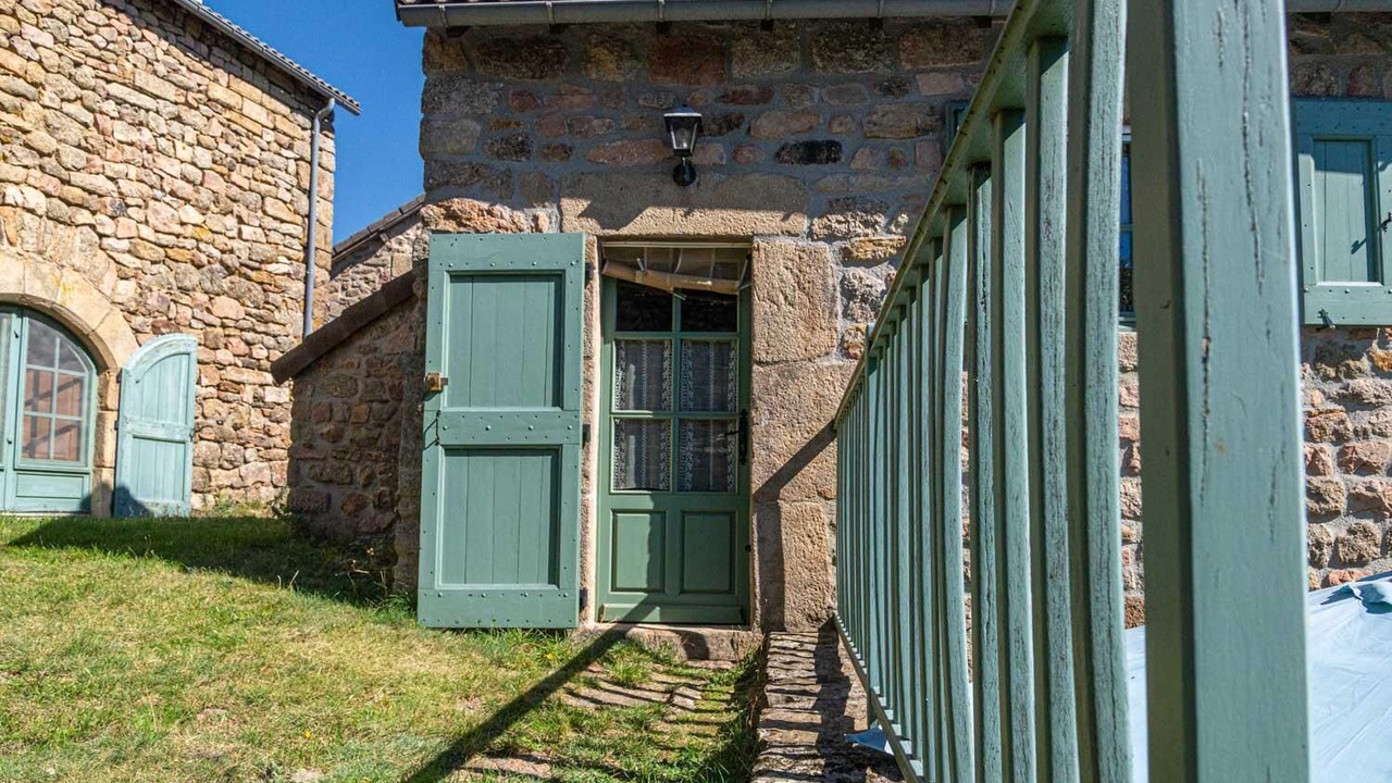 Photo of Outdoor in Pied-de-Borne