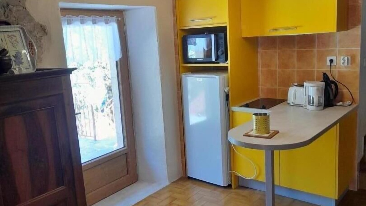 Photo of Kitchen in Saint-Pierre-des-Tripiers