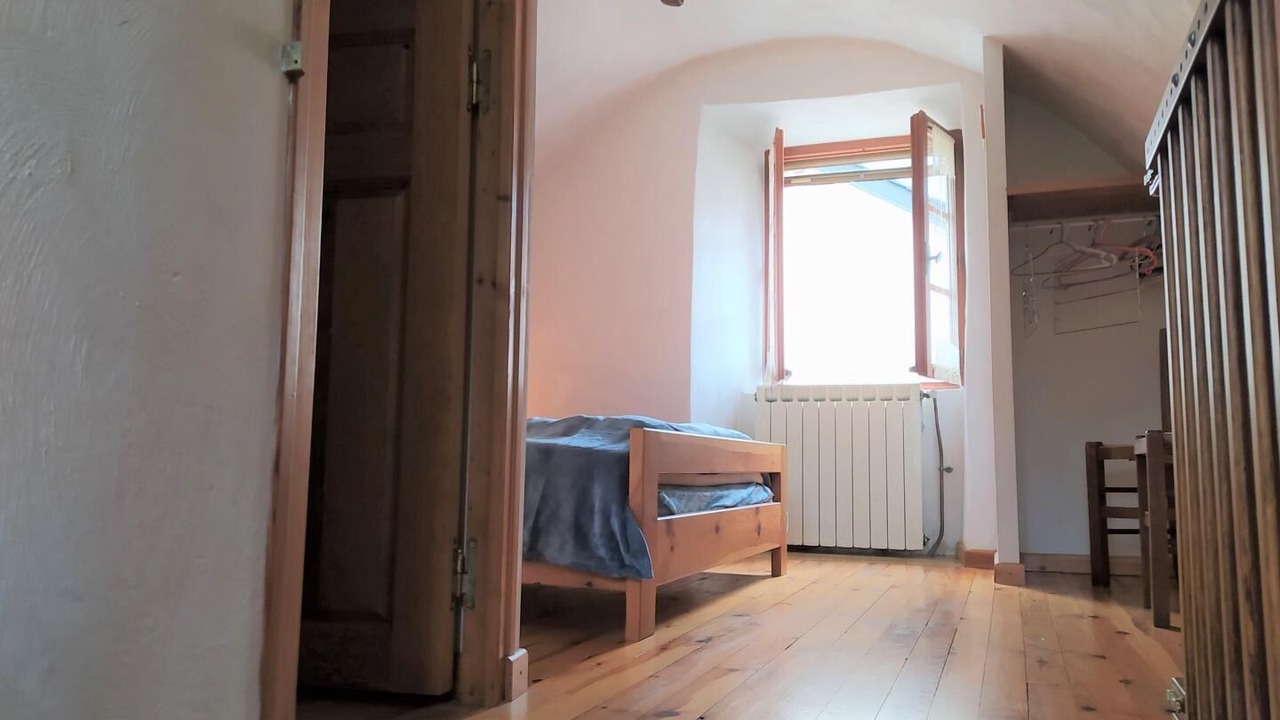 Photo of Bedroom in Laval-du-Tarn