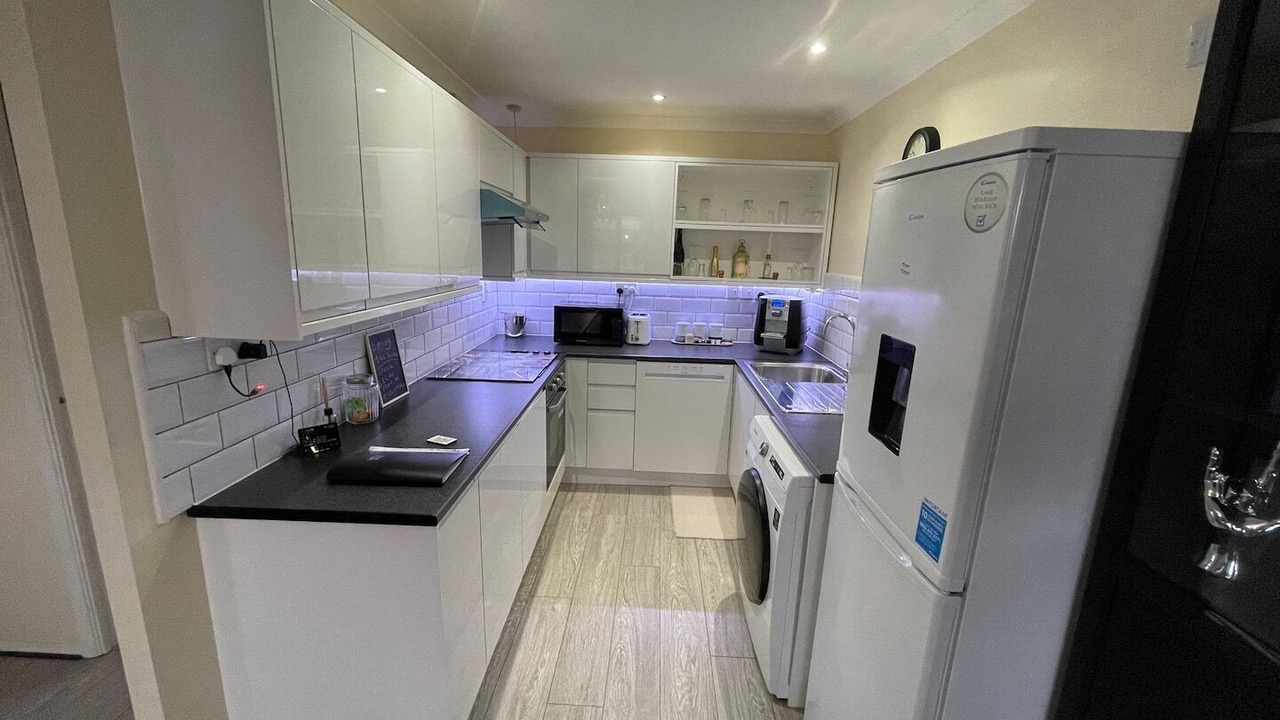 Photo of Others in Vange