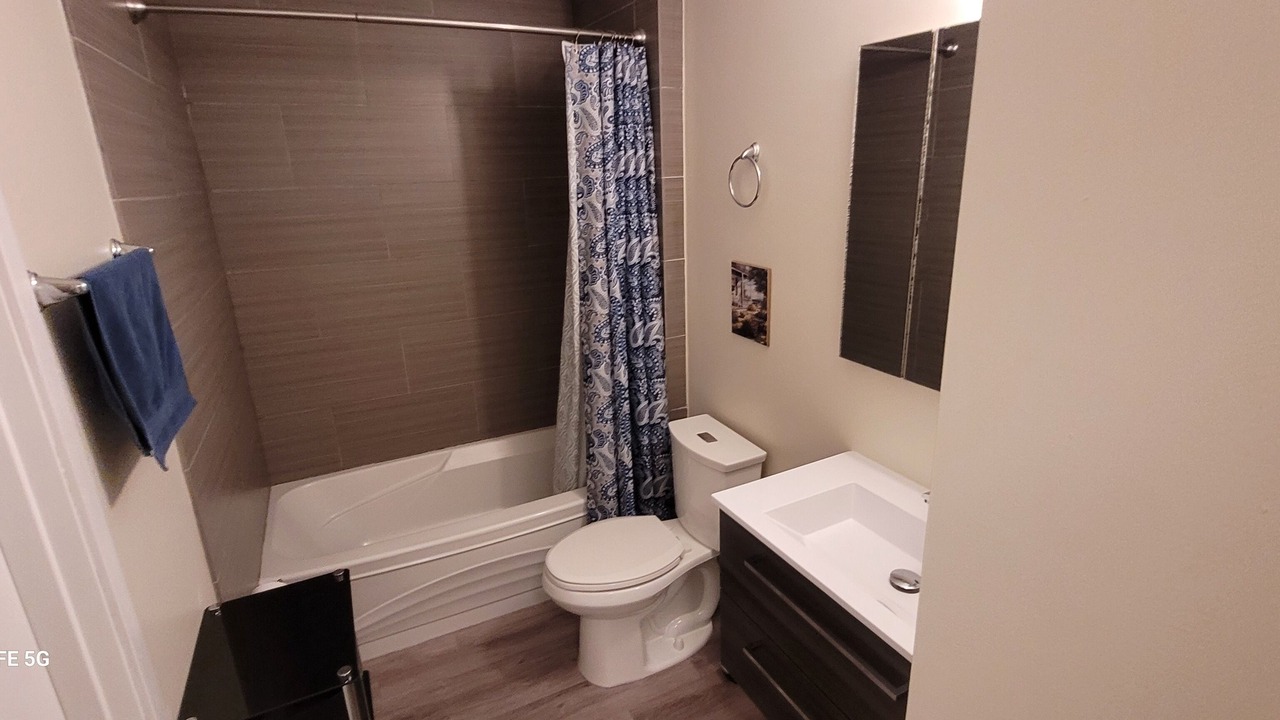 Photo of Bathroom in Fort Gary