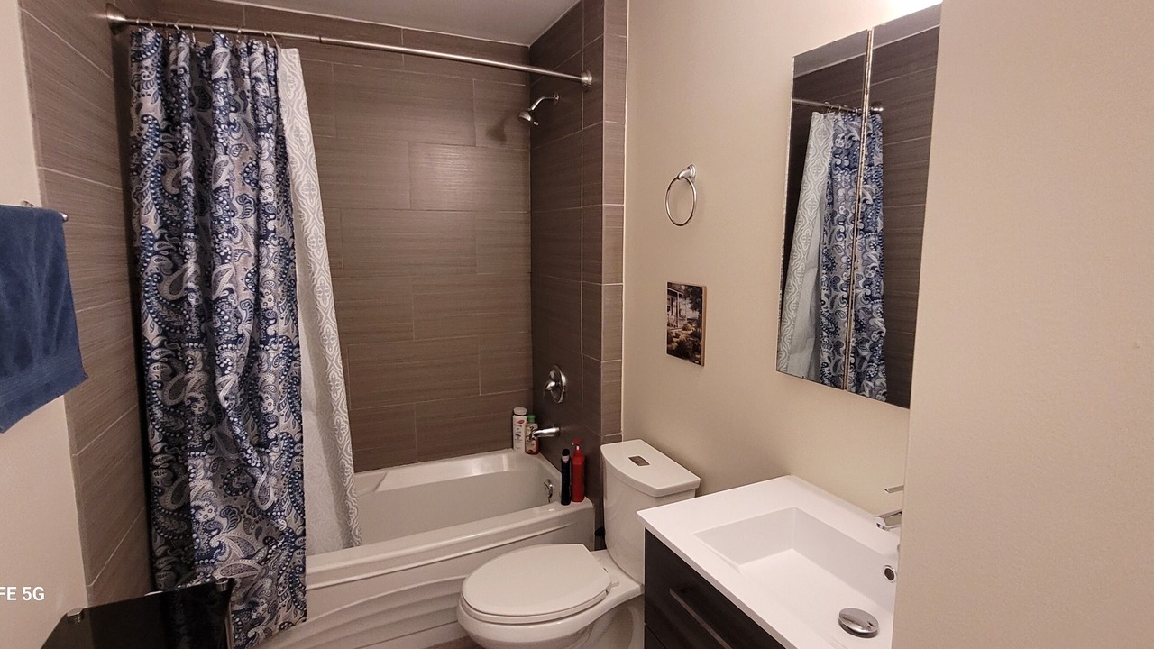 Photo of Bathroom in Fort Gary