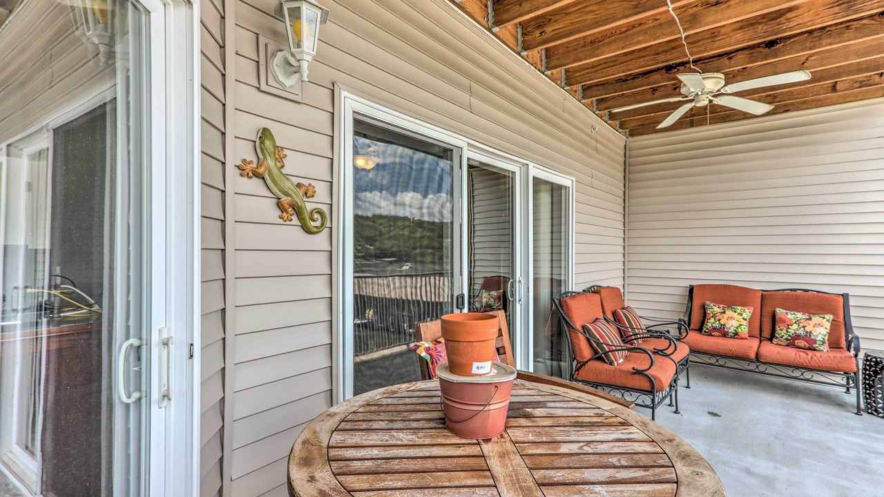 Photo of Patio Balcony in Camdenton