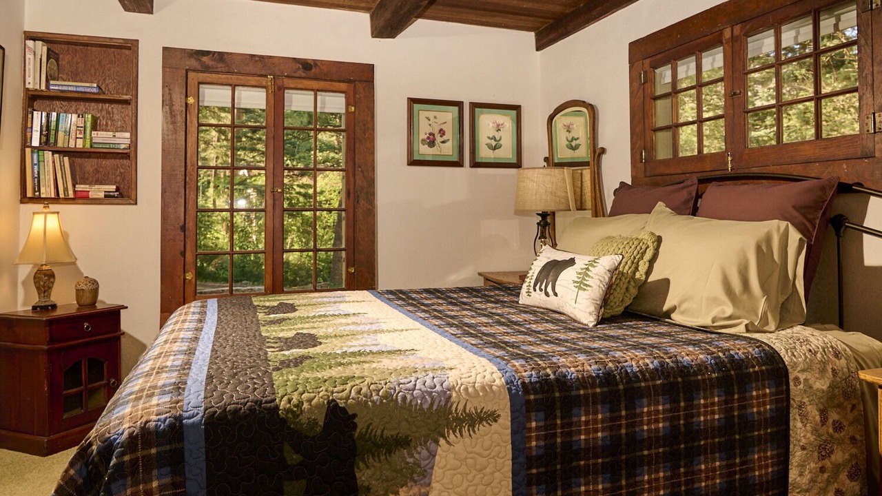 Photo of Bedroom in Cascade
