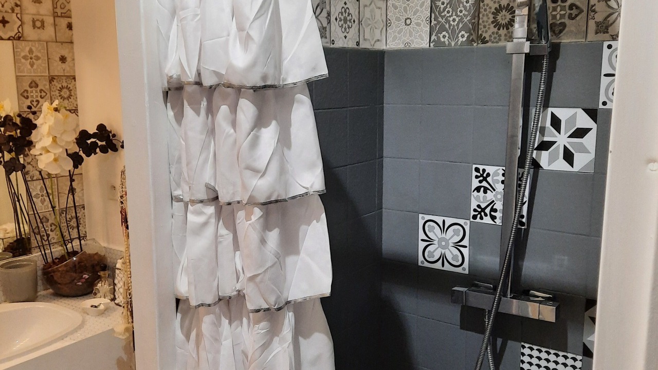 Photo of Bathroom in Bouc-Bel-Air