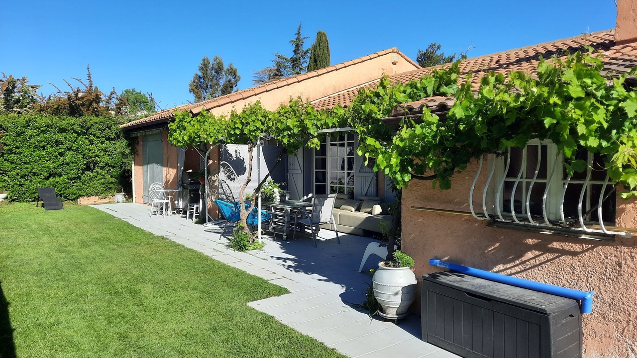 Photo of Outdoor in Bouc-Bel-Air