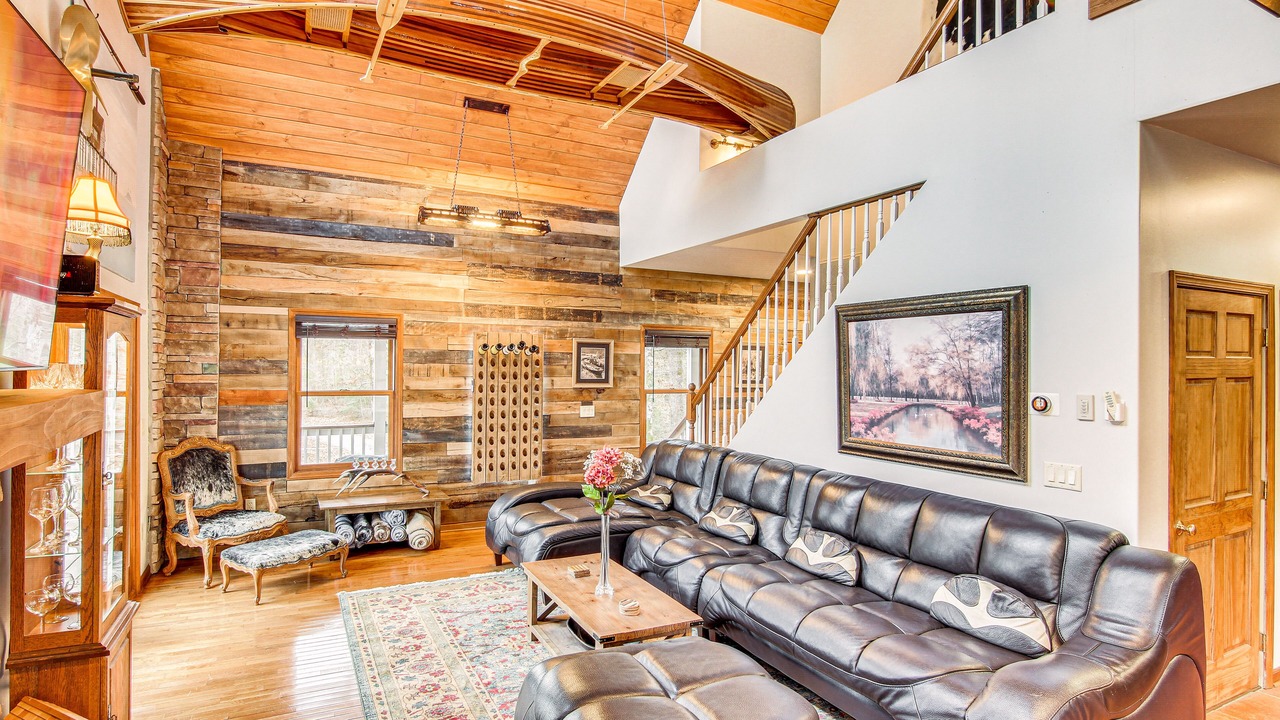 Photo of Livingroom in Rutherfordton