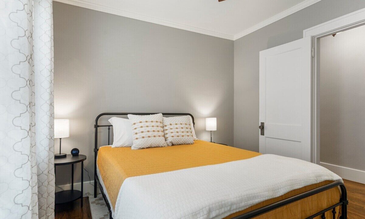 Photo of Bedroom in Cherry Street