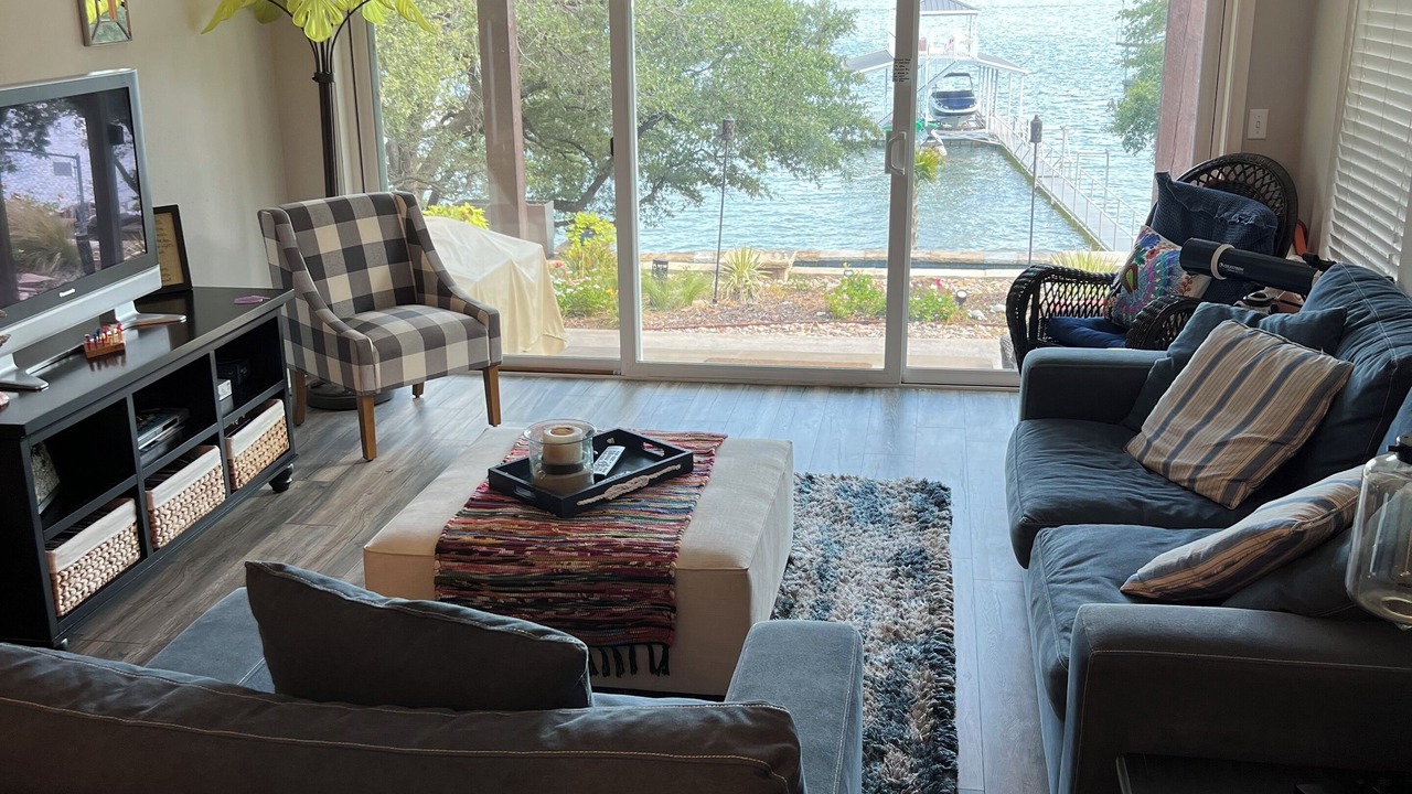 Photo of Livingroom in Graham
