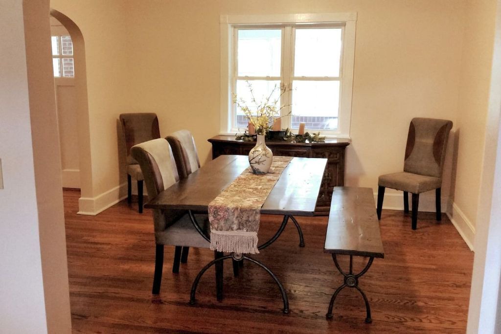 Photo of Livingroom in Farnham