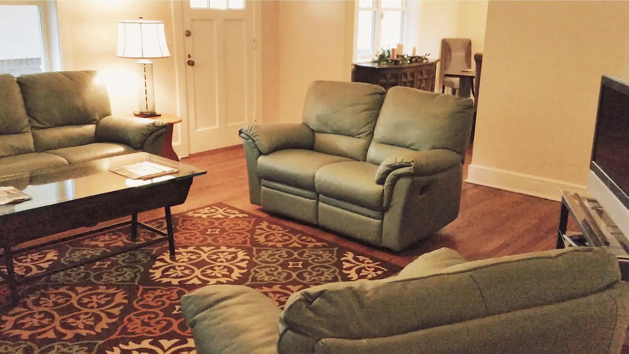 Photo of Livingroom in Farnham