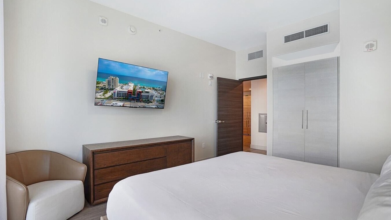Photo of Bedroom in Hollywood