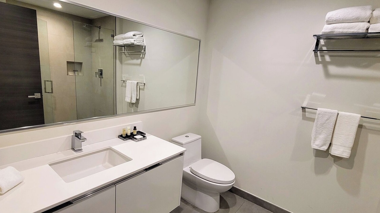 Photo of Bathroom in Hollywood