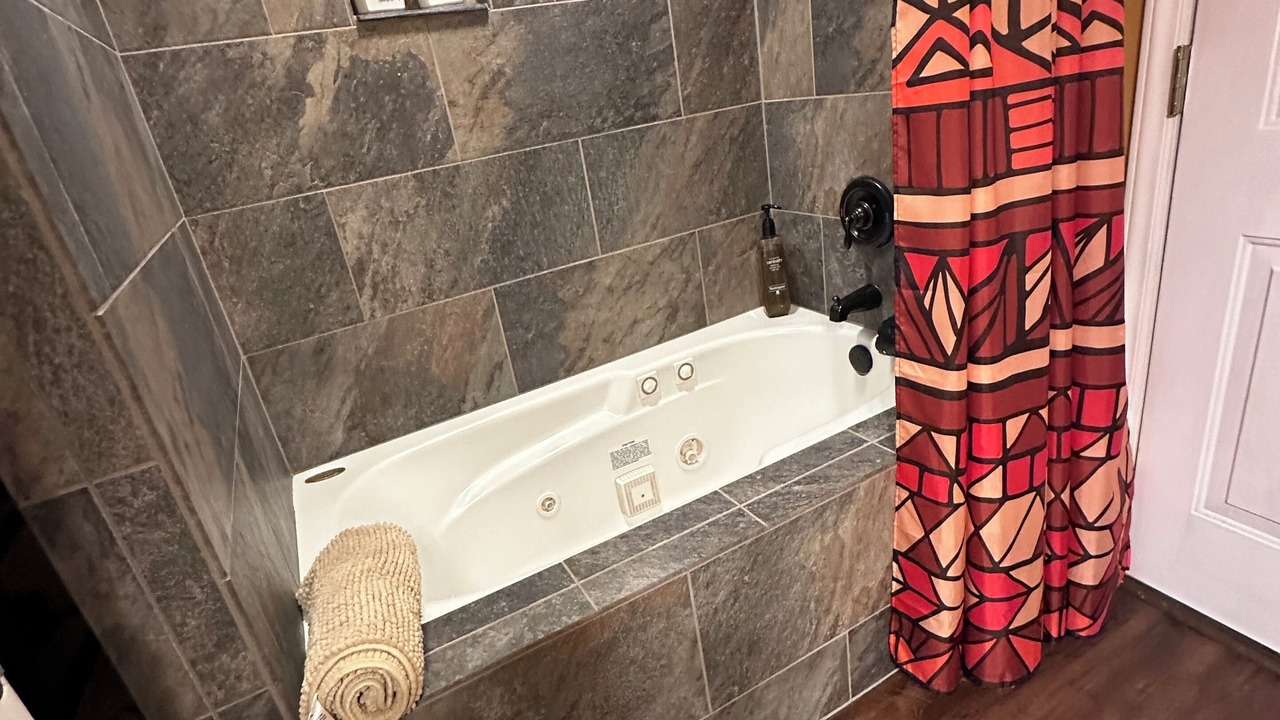Photo of Bathroom in Purlear