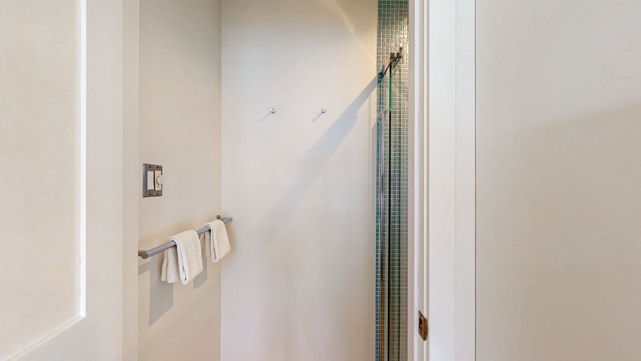 Photo of Bathroom in Valois