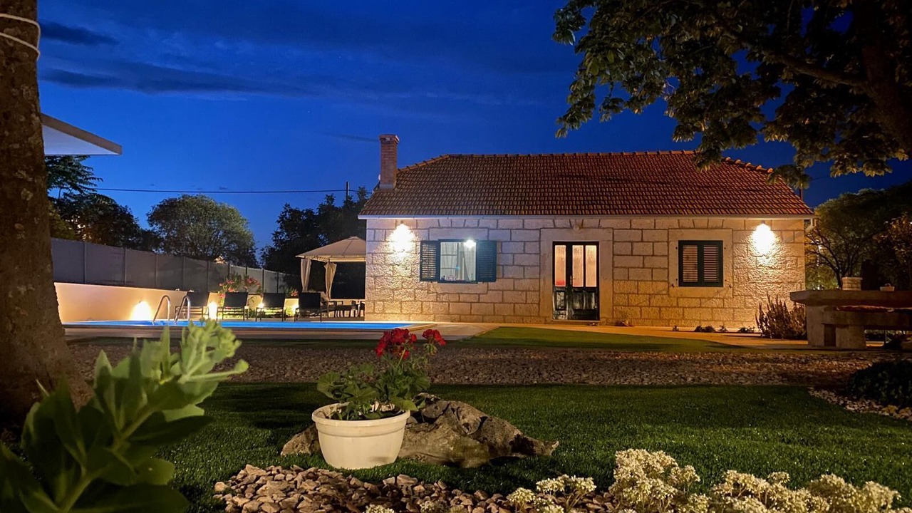 Photo of Outdoor in Drnis