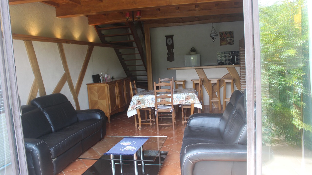 Photo of Others in Lafrancaise