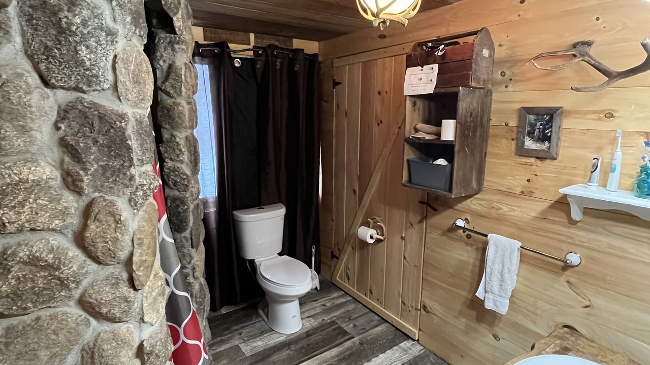 Photo of Bathroom in Pittsburg