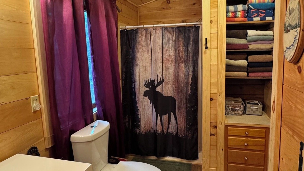 Photo of Bathroom in Pittsburg