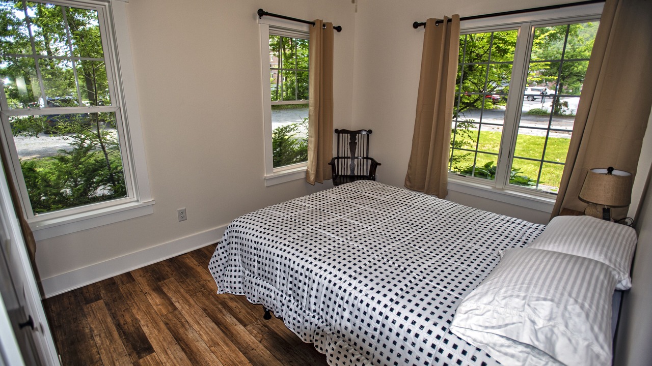 Photo of Bedroom in Lake George