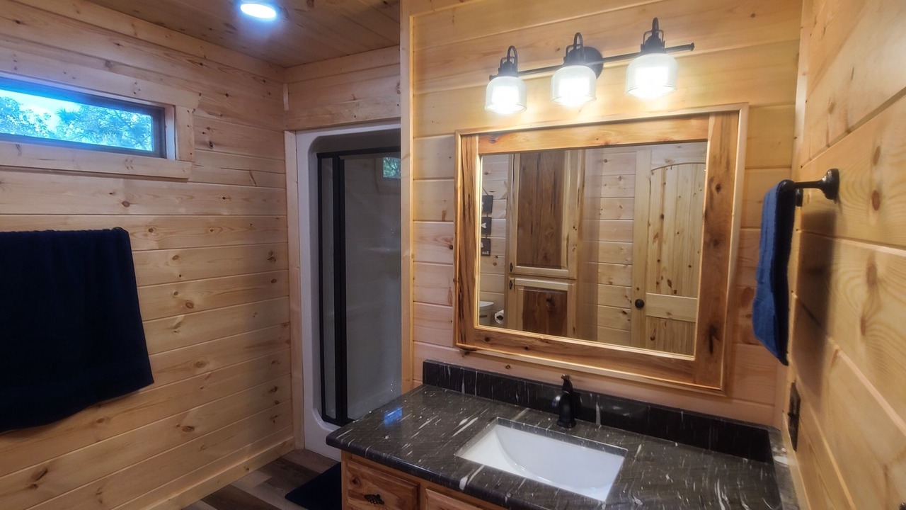 Photo of Bathroom in De Queen