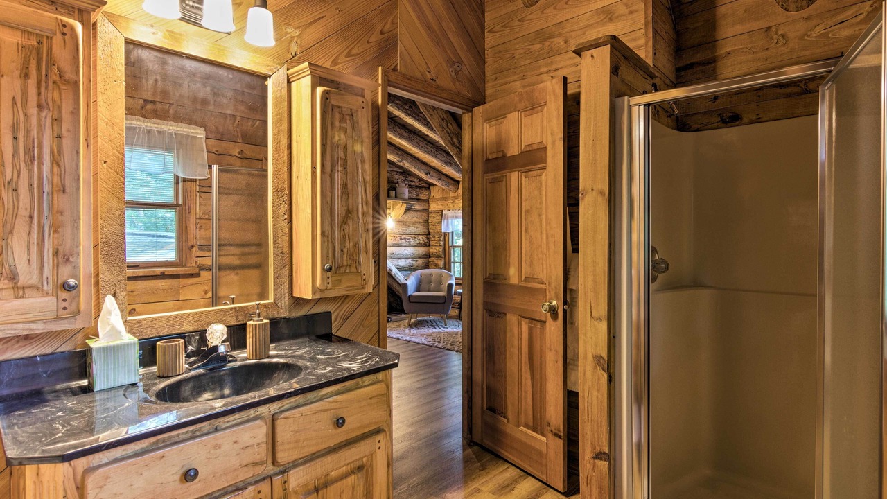 Photo of Bathroom in Pickens