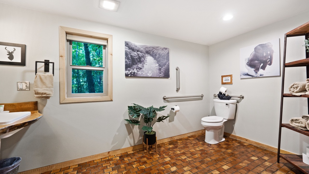Photo of Bathroom in Ohiopyle